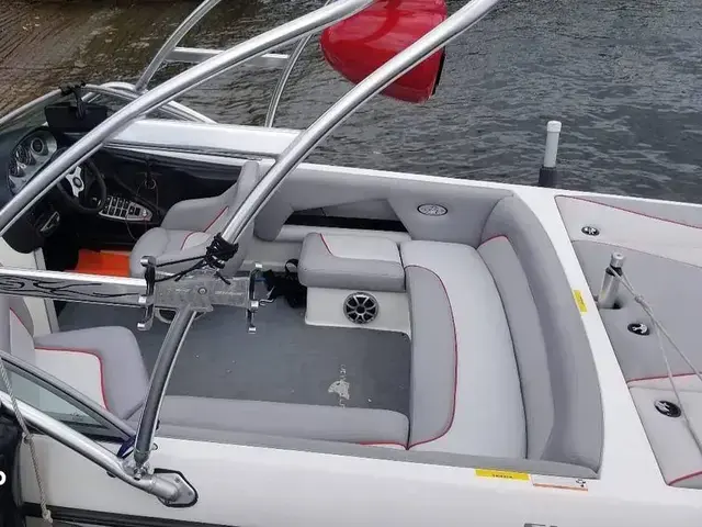 Centurion Boats Air-Warrior Elite C4