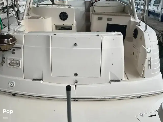 Rinker Fiesta Vee 300