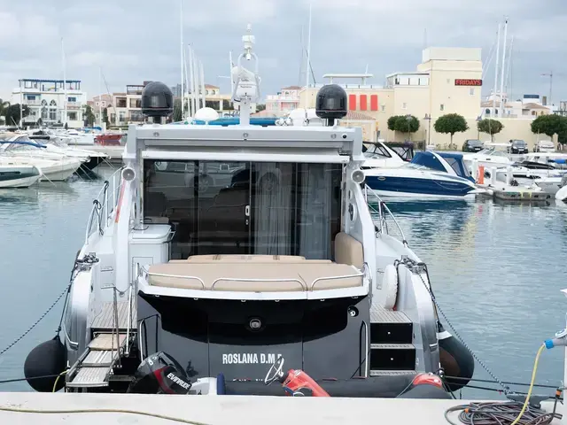 Sunseeker Predator 64