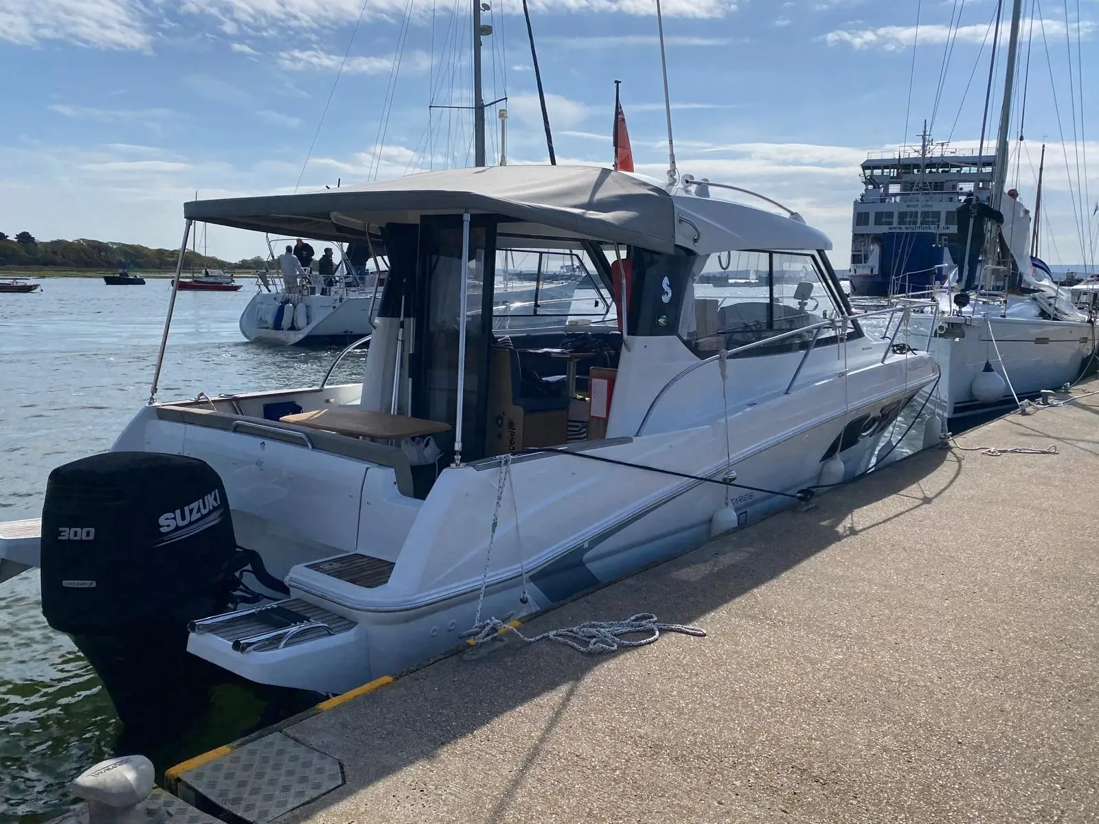 2015 Beneteau antares 8.80 ob