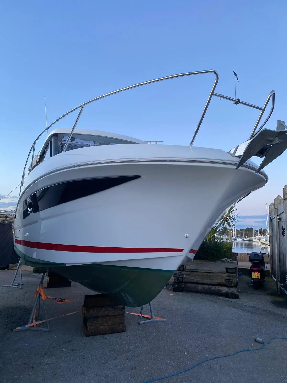 2015 Beneteau antares 8.80 ob