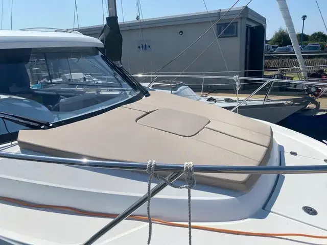 Beneteau Antares 8.80 OB