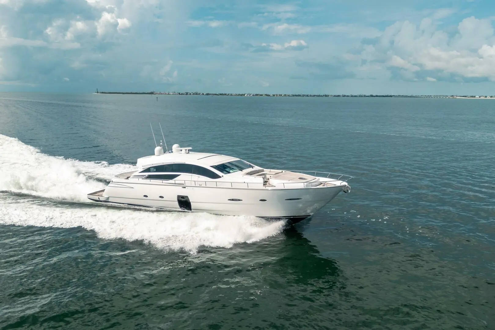 2010 Pershing 80