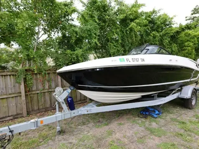 Bayliner VR5 Bowrider