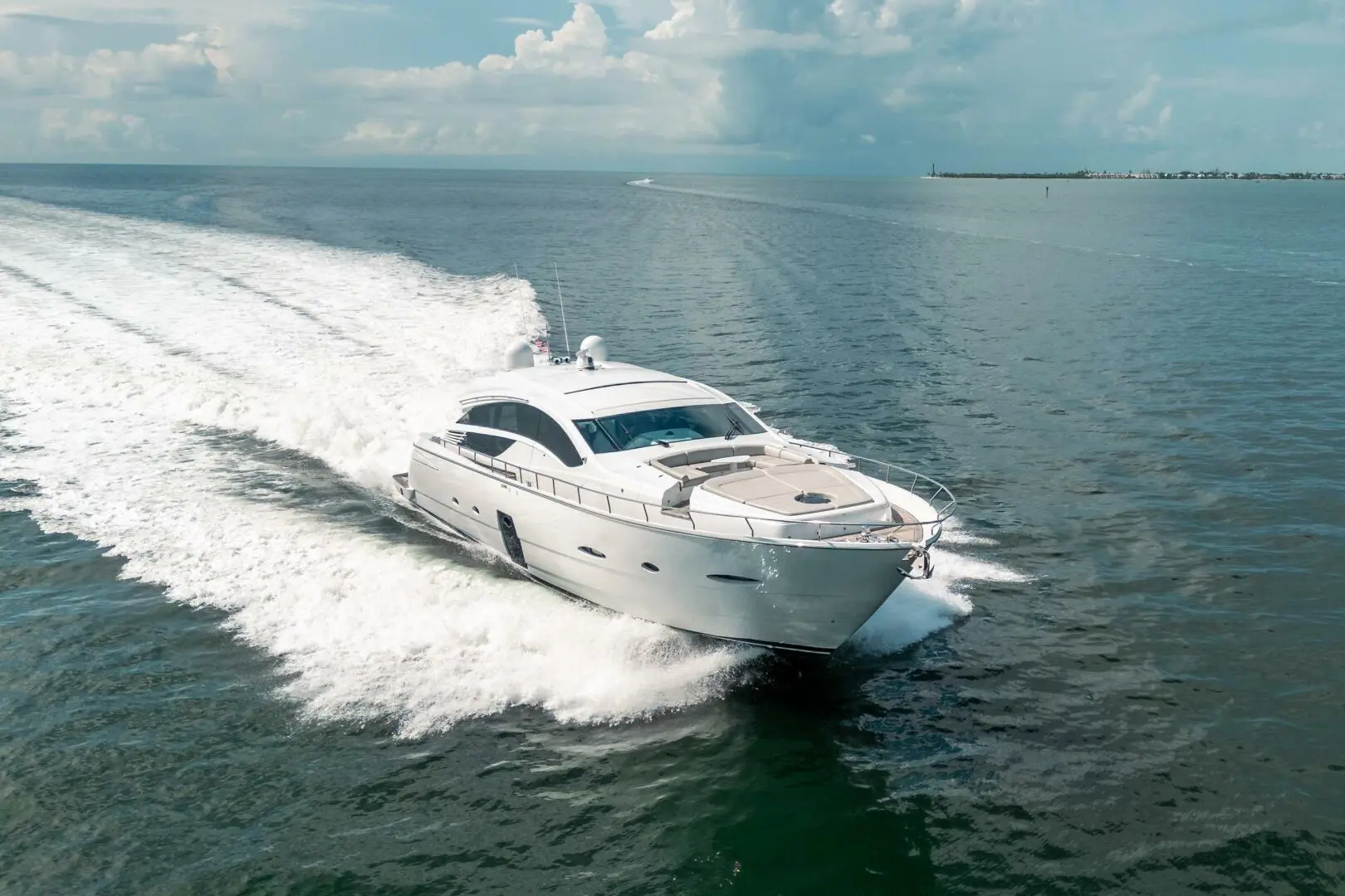 2010 Pershing 80