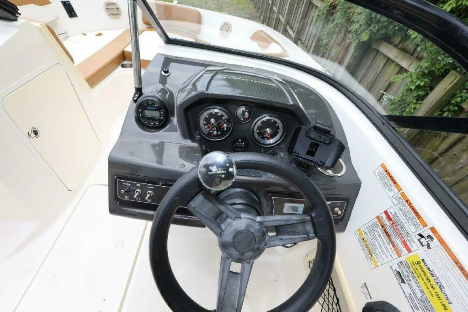 2019 Bayliner vr5