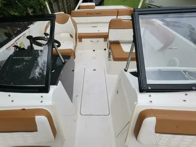 Bayliner VR5 Bowrider