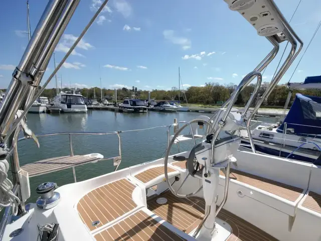 Marlow Legend 33