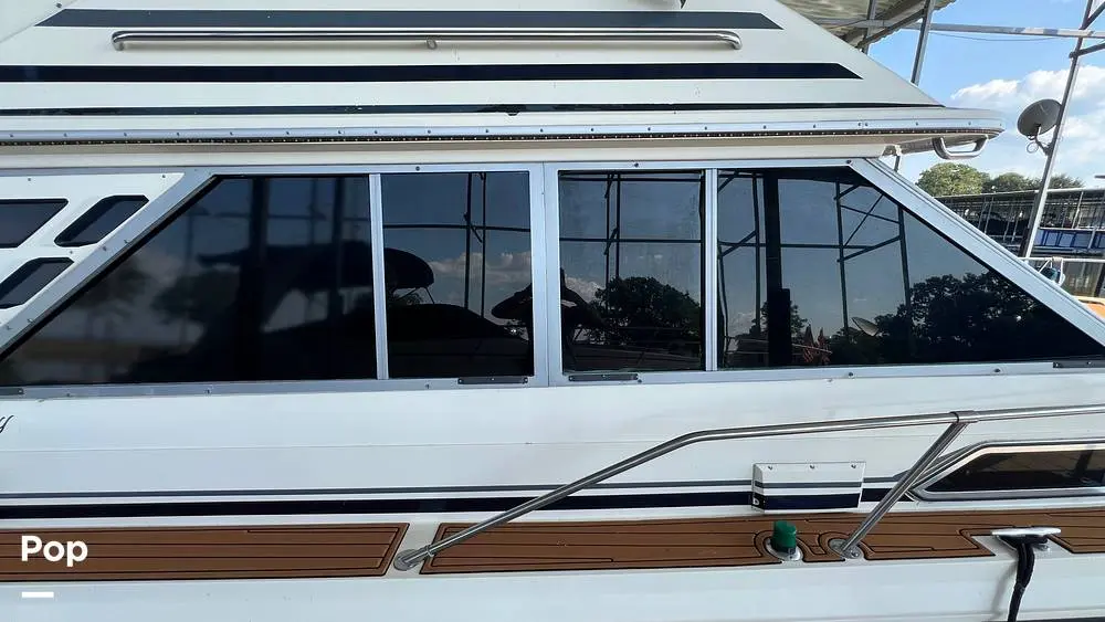 1986 Sea Ray 340 sedan bridge