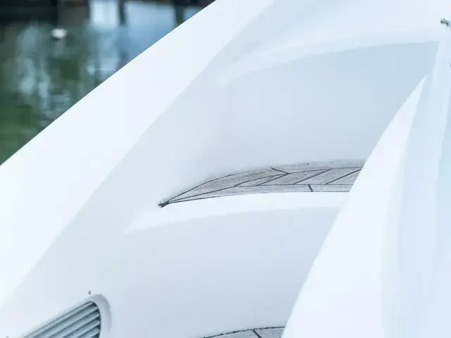 Sunseeker Predator 55