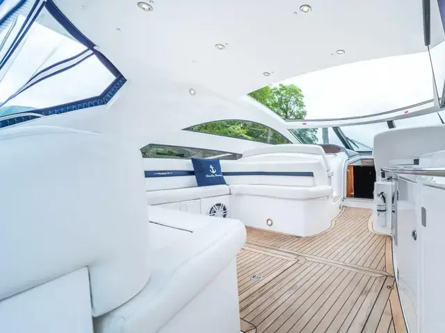 Sunseeker Predator 55