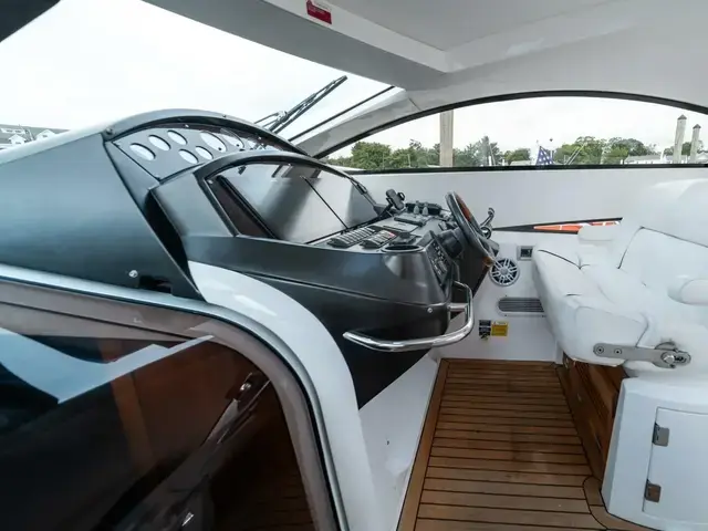 Sunseeker Predator 55