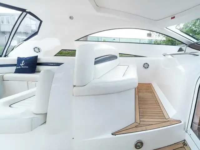 Sunseeker Predator 55