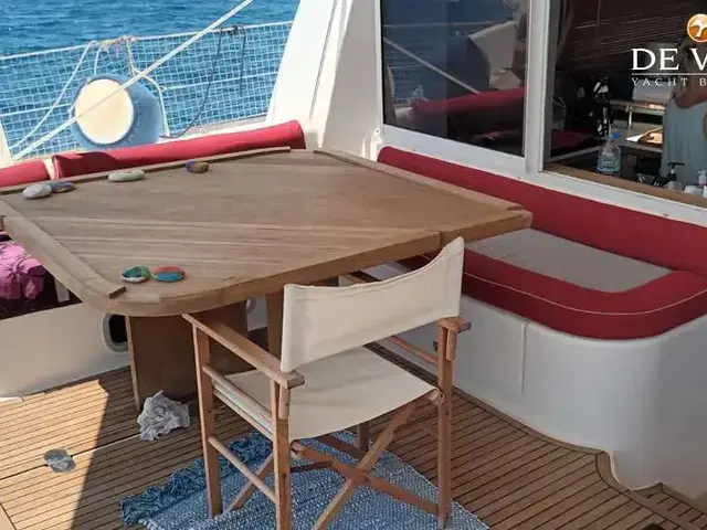 Catana 50