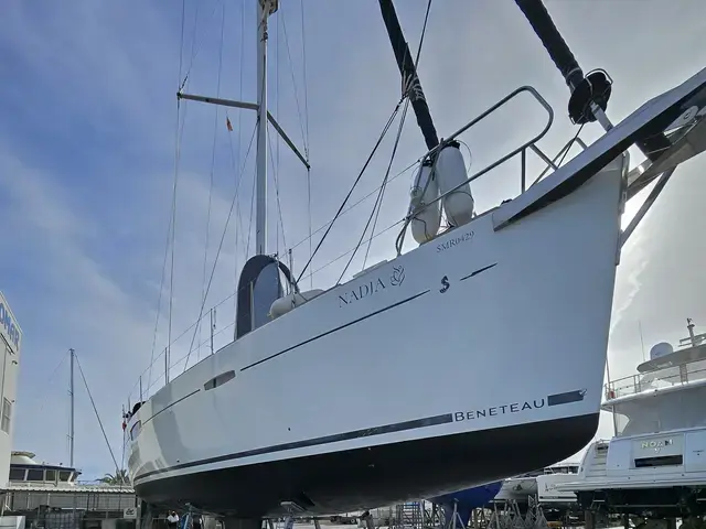 Beneteau Oceanis 60