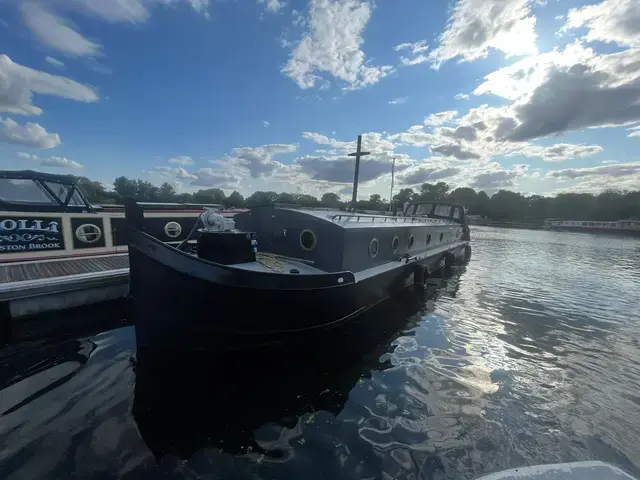 Peter Nicholls FCN seagoing barge