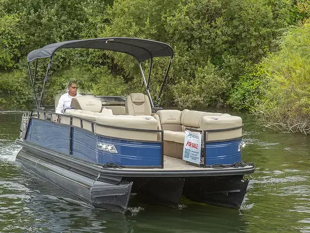 Regency Pontoon Boats 250 LE3 Sport