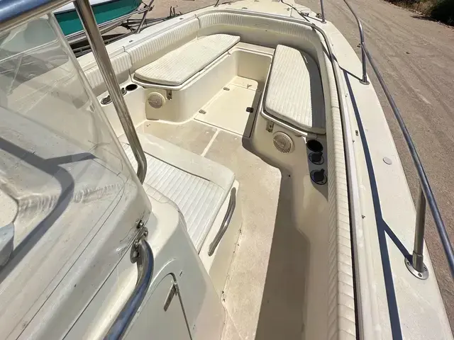 Boston Whaler 26 Outrage