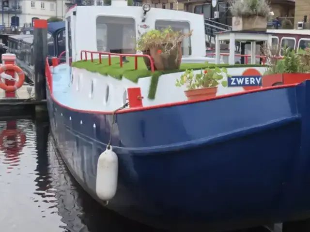 Tjalk Replica Barge