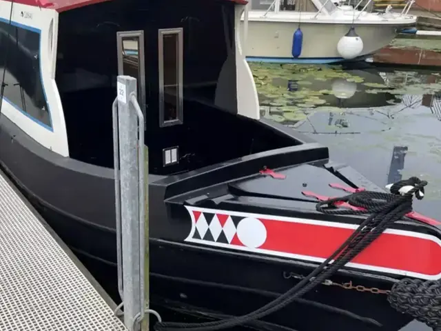 Paul Widdowson Trad Stern Narrowboat