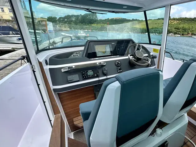 Axopar 28 CABIN