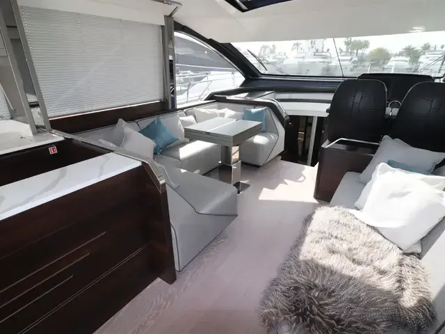 Sunseeker Sport Yacht 65