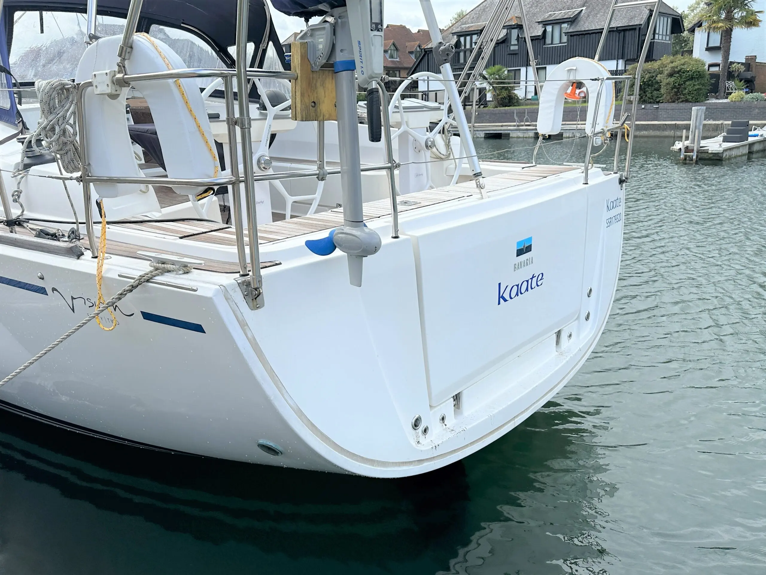 2018 Bavaria vision 42