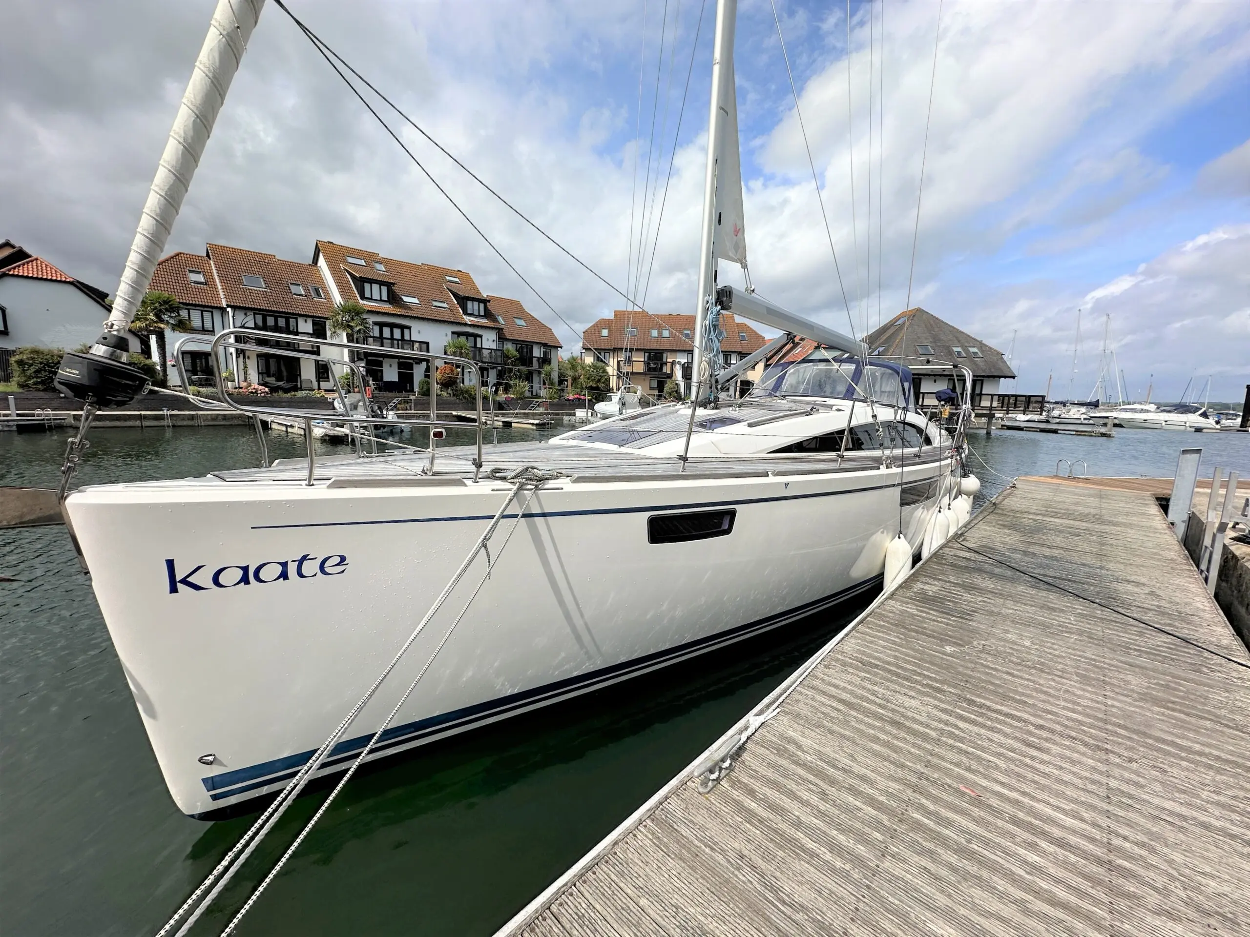 2018 Bavaria vision 42