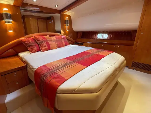 Elegance Yachts G64