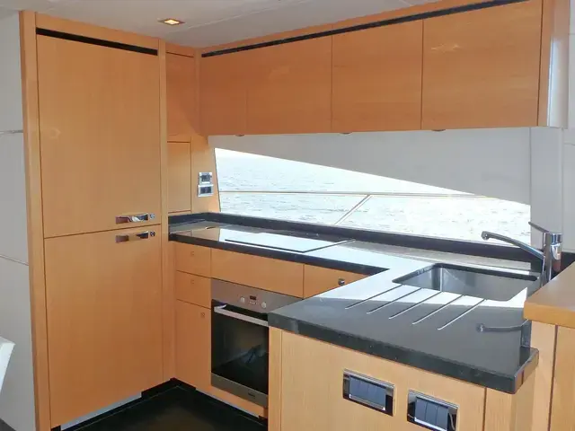 Sunseeker Manhattan 63