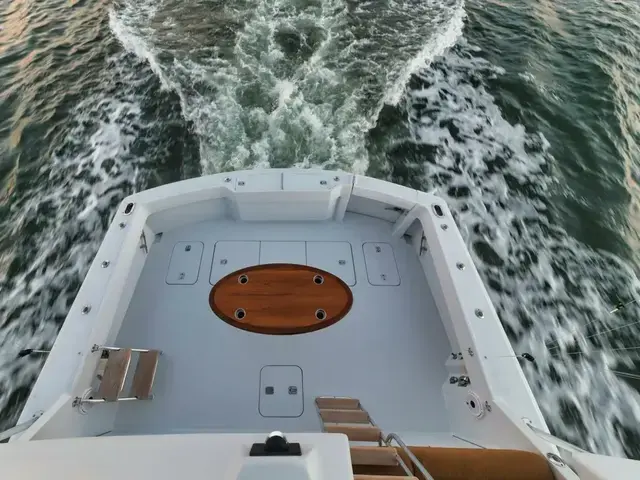 Hatteras 60 Convertible