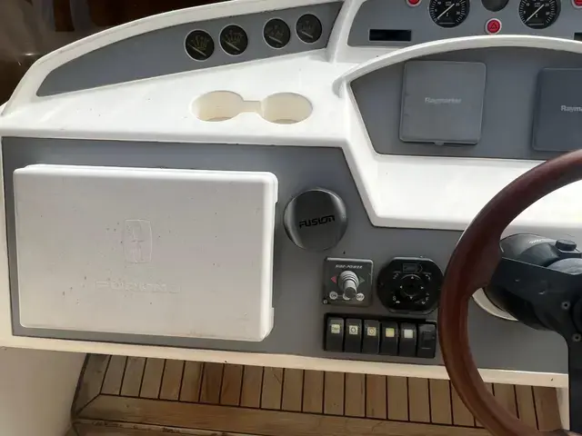 Princess 42 Flybridge