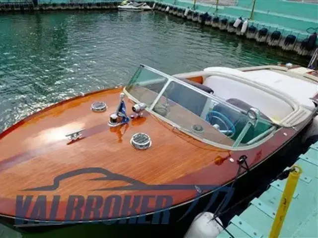 Riva Tritone