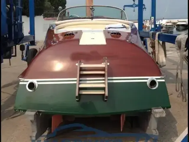 Riva Tritone