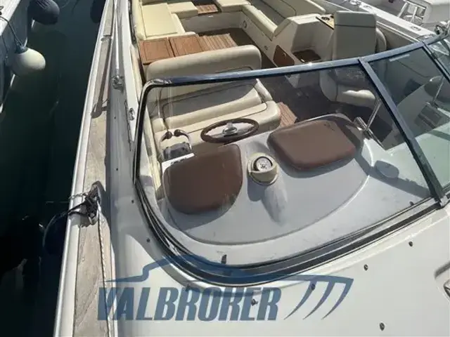 Chris Craft Corsair 28