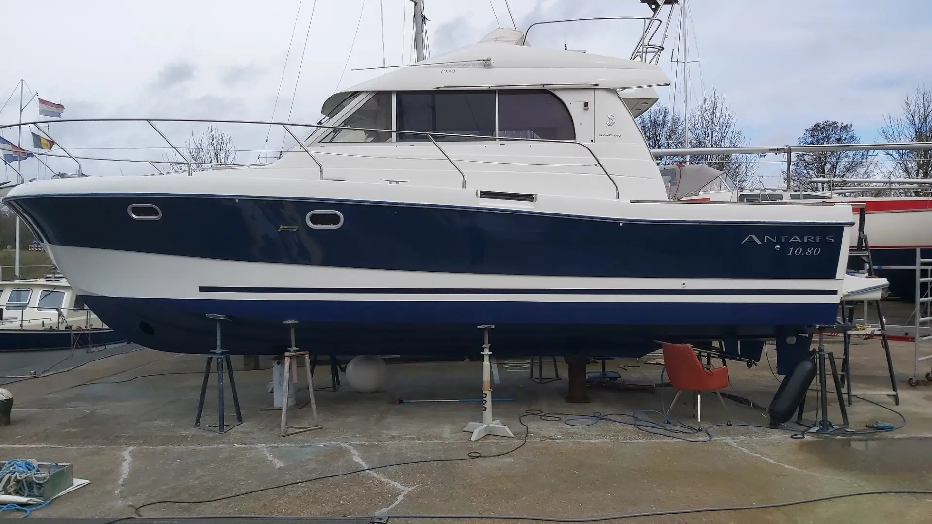 2008 Beneteau antares 10.80