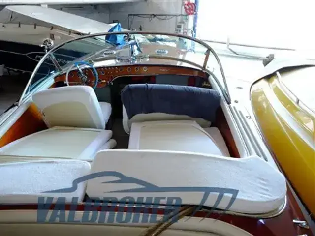 Riva Tritone