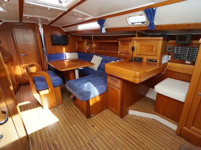 Dufour 38 Classic (3 Cabin)