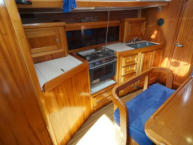 Dufour 38 Classic (3 Cabin)