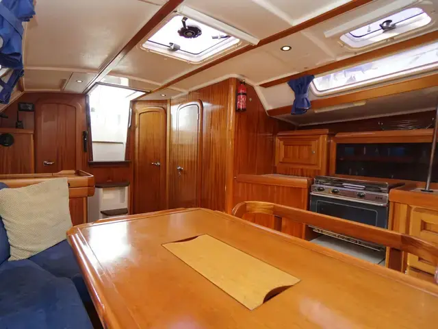 Dufour 38 Classic (3 Cabin)