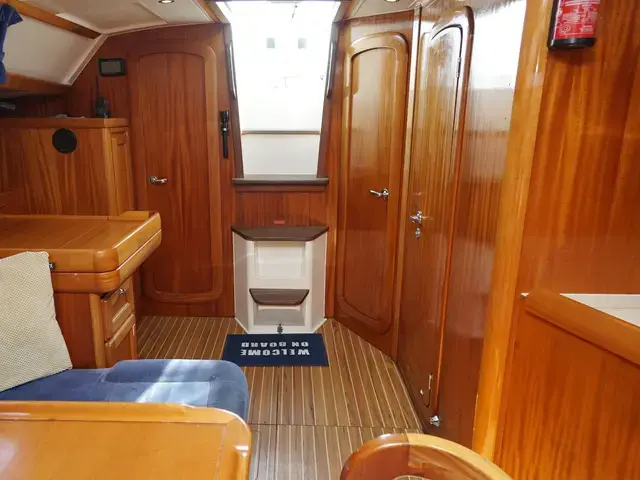 Dufour 38 Classic (3 Cabin)