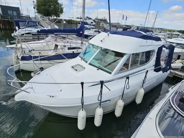 Jeanneau Merry Fisher 805