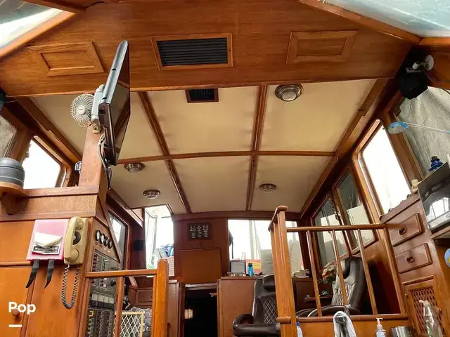 Trader 43 Double Cabin