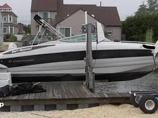 Crownline 260 EX