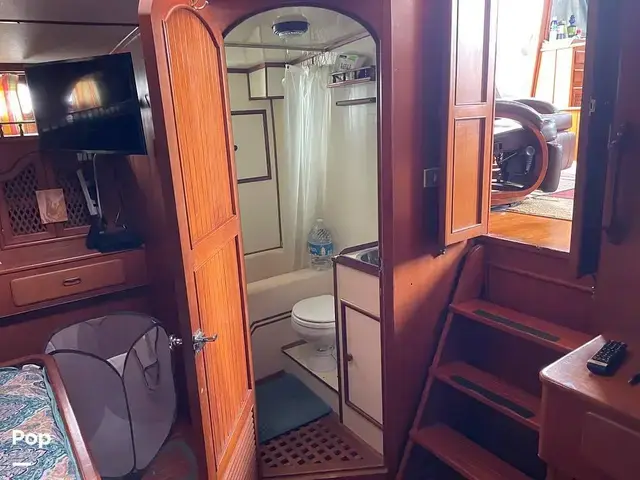 Trader 43 Double Cabin