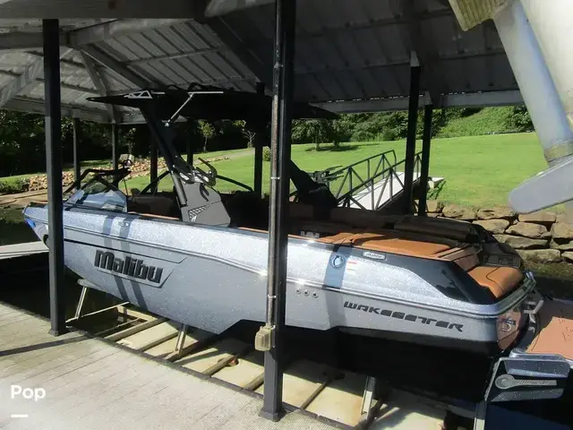 Malibu Wakesetter 23 LSV