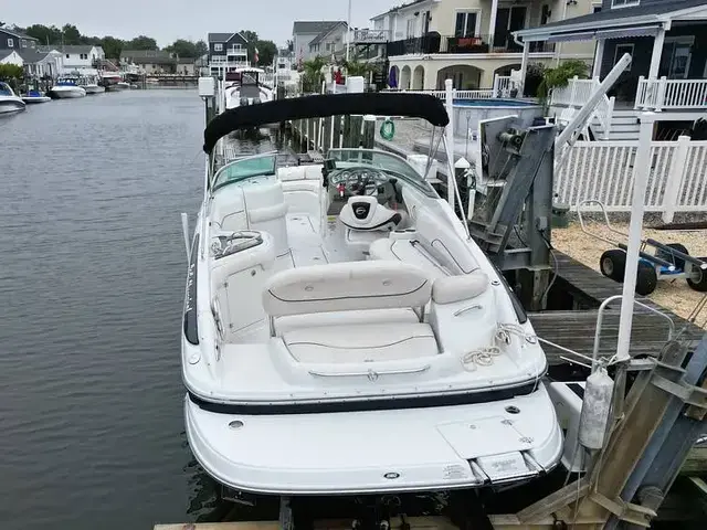 Crownline 260 EX