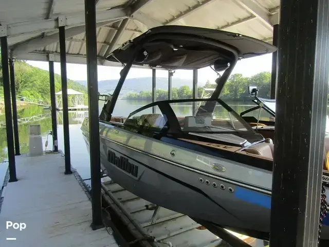 Malibu Wakesetter 23 LSV