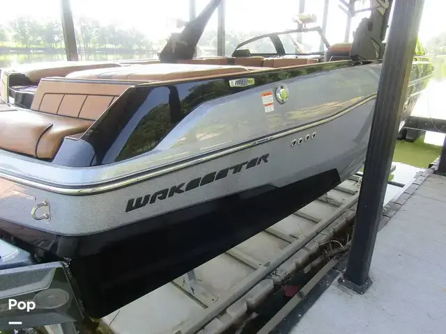 Malibu Wakesetter 23 LSV