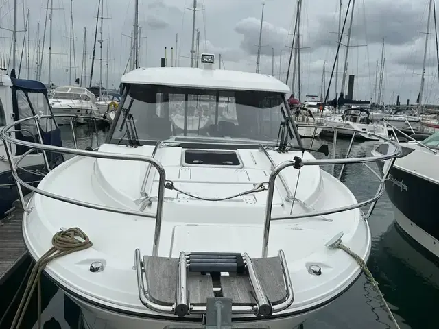 Jeanneau Merry Fisher 895